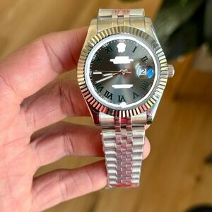 Stainless Steel Silver Men's Wristwatch with Black Dial date automatic